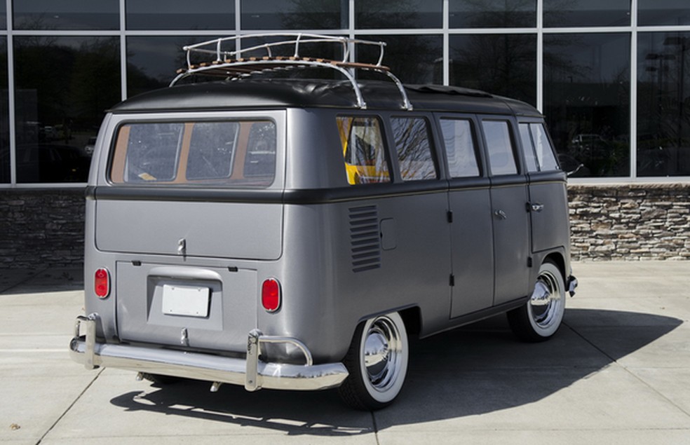 VW Kombi DeLorean (Foto: Divulgação) — Foto: Auto Esporte