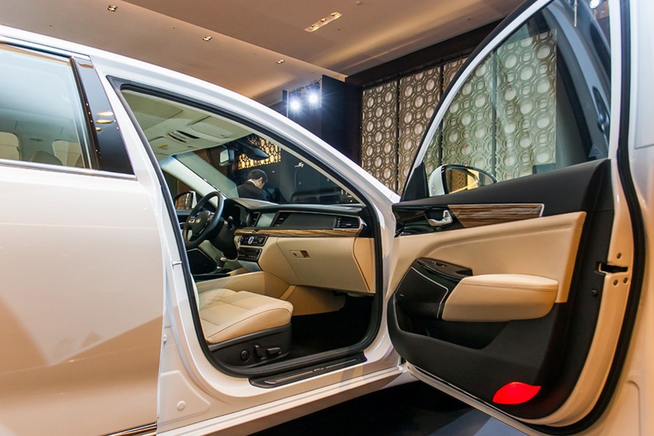 Kia Cadenza 2017