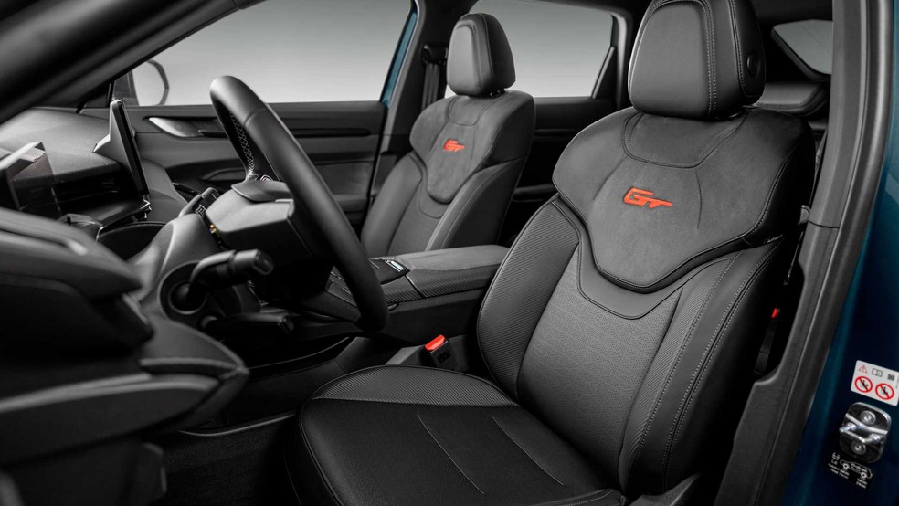 Bancos dianteiros do GWM Haval H6 GT — Foto: Divulgação