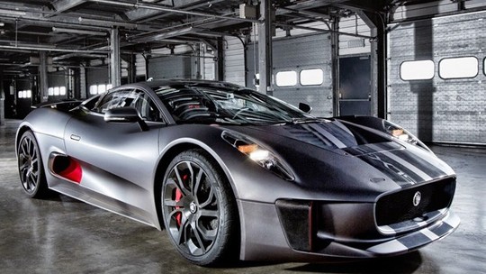 Jaguar C-X75 será carro do vilão no novo 007