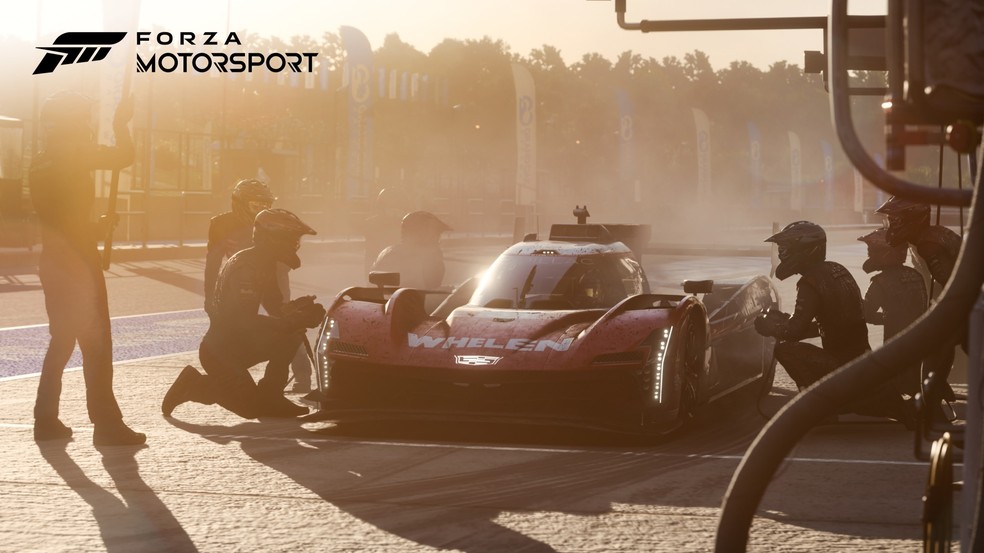 Gráfico realista de uma antiga pista de corrida de carros antigos ao pôr do  sol
