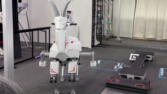 Kawasaki mostra robô em formato de cabra que pode levar uma pessoa