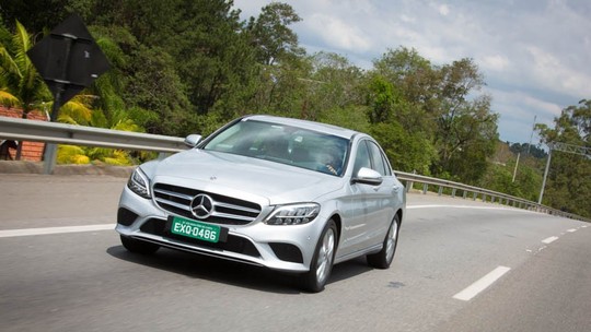 Como fica o novo Mercedes Classe C perante Audi A4 e BMW Série 3?
