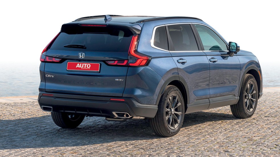 Honda CR-V tem 4,71 metros de comprimento — Foto: Divulgação