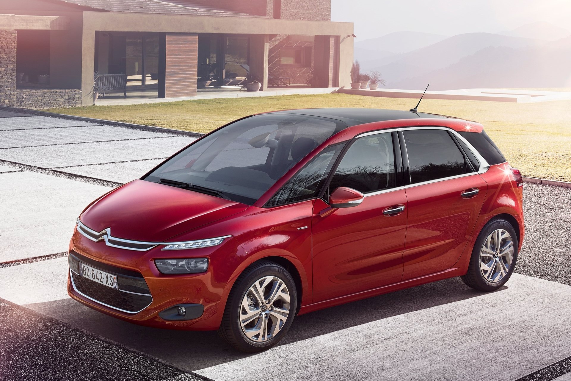 Citroën C4 Picasso e Grand Picasso: veja 4 versões usadas com muito espaço