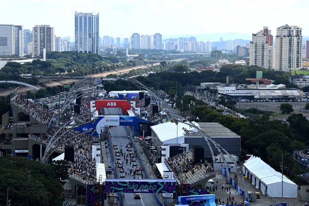 Tradicional palco de carnaval, Anhembi recebeu a etapa brasileira da Fórmula E — Foto: Divulgação/Sam Bagnall