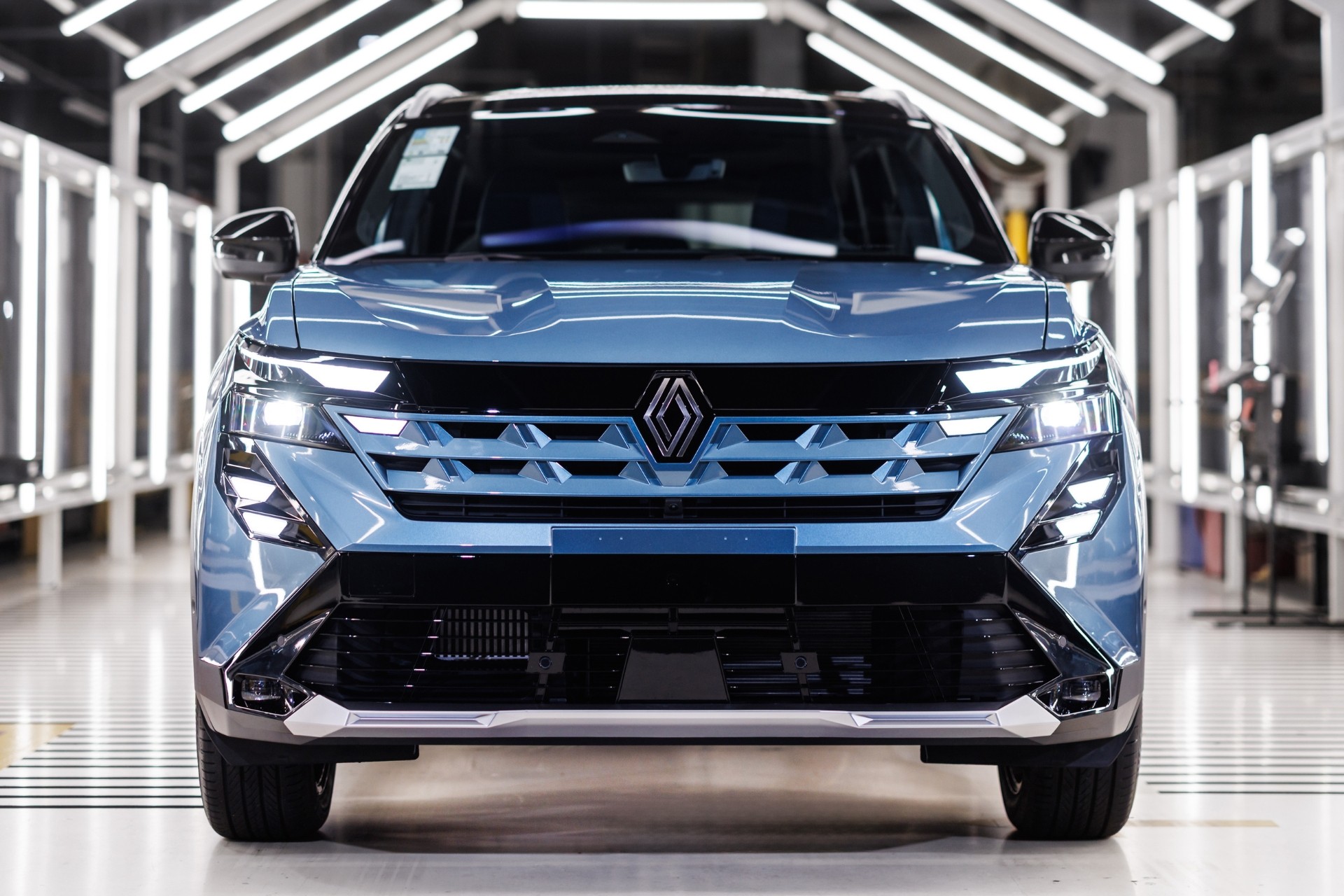 Renault Boreal começa a ser fabricado no Paraná e chega às lojas em breve