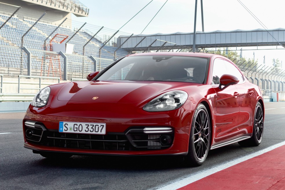 Porsche Panamera GTS — Foto: Divulgação/Porsche