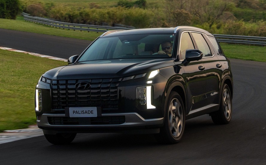 Hyundai Palisade dianteira movimento