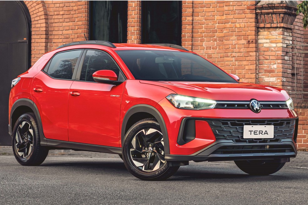 Volkswagen Tera fechou dezembro no top-3 e ajudou a marca a ter uma trinca entre os quatro carros mais emplacados no mês — Foto: Divulgação