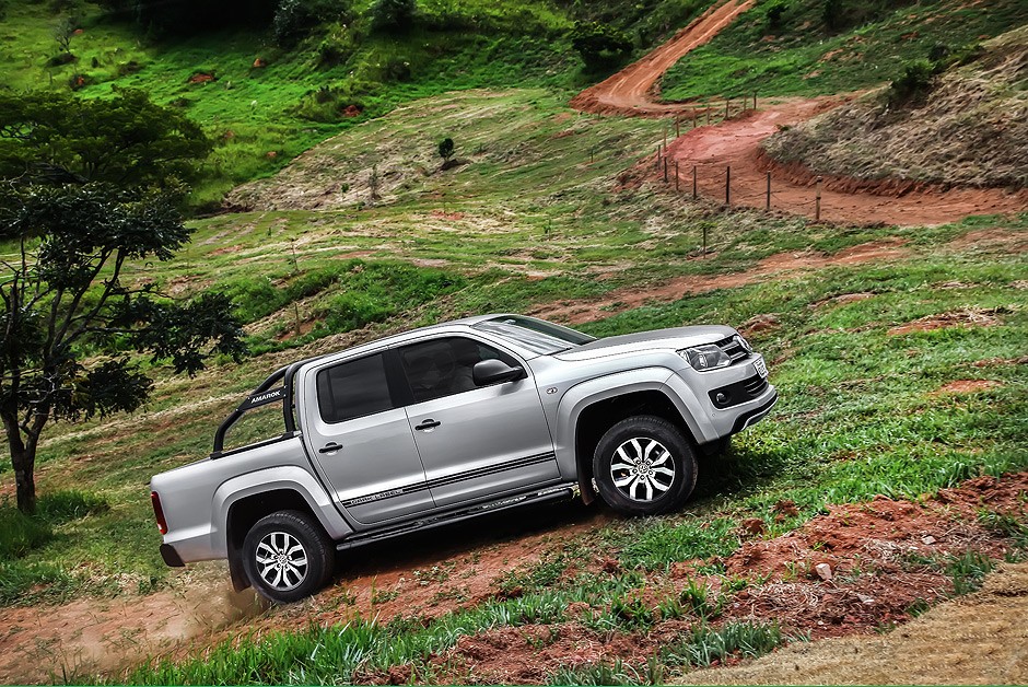 Volkswagen Amarok Dark Label