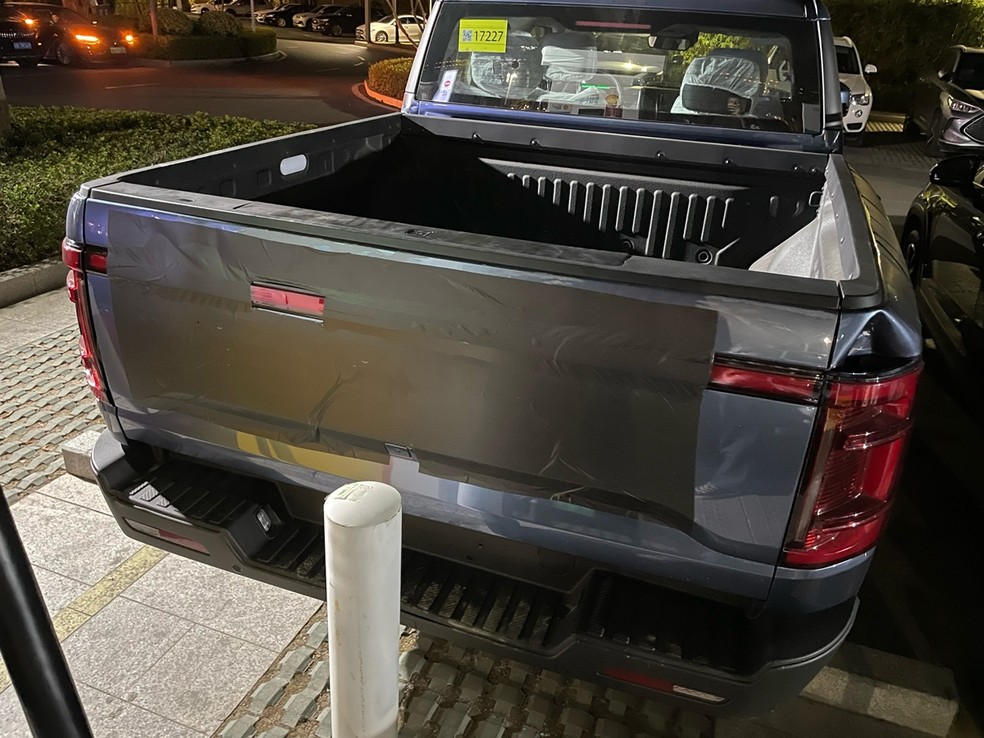Caminhonete BYD híbrida foi registrada como Shark no Brasil — Foto: Cauê Lira