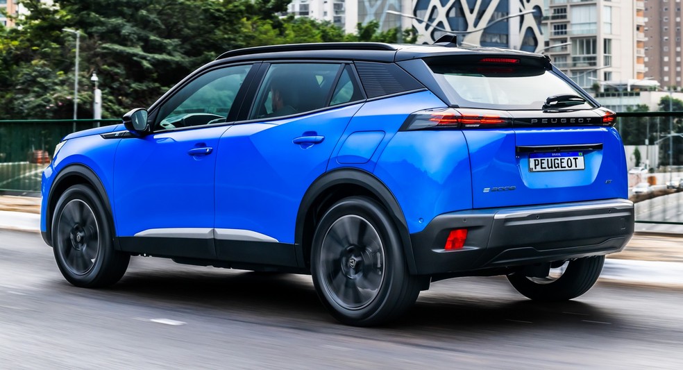 SUV elétrico dispõe ainda do pacote Peugeot Driver Assist, que inclui assistências ao condutor — Foto: Divulgação/Peugeot