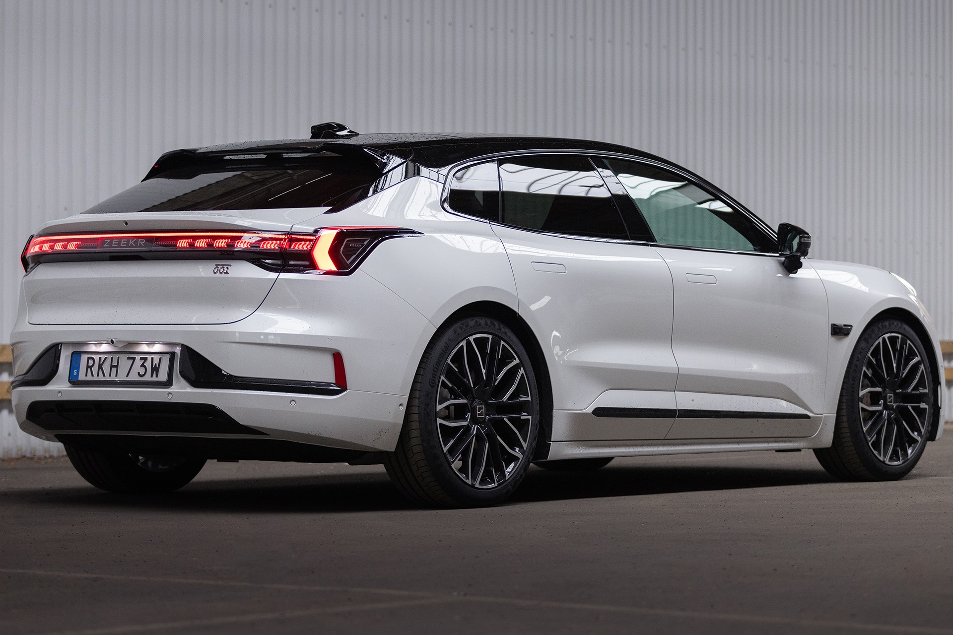 Zeekr 001: 5 absurdos do elétrico chinês que quer brigar com a Porsche