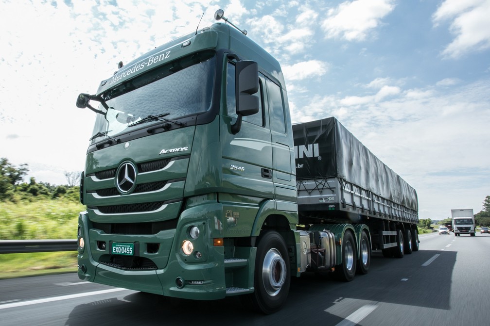 Mercedes-Benz Actros 2546 — Foto: Fábio Tito/G1