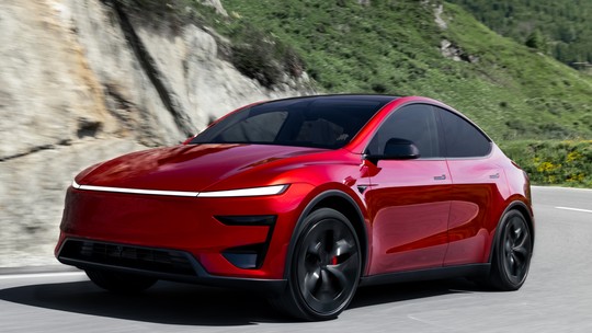 Tesla prepara SUV compacto abaixo do Model Y para brigar com BYD Yuan Pro