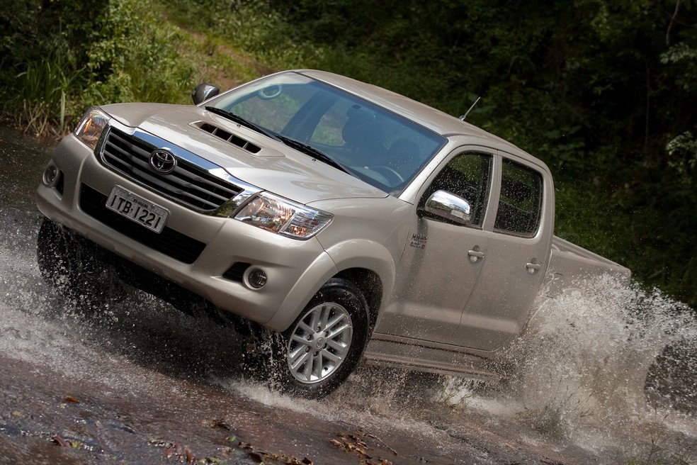 Toyota Hilux SRV traz o robusto motor 3.0 turbodiesel — Foto: Divulgação