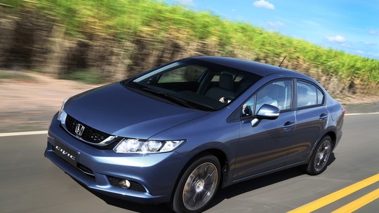 5 sedãs médios usados pelo preço do novo Geely EX2