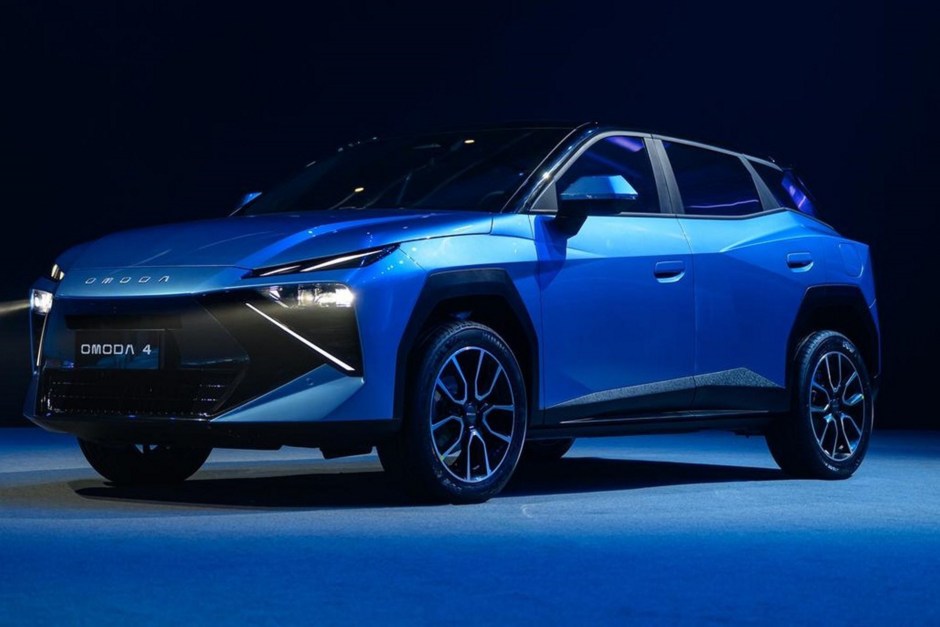 Omoda Jaecoo vai lançar rival do Volkswagen T-Cross e mais 2 SUVs em 2026