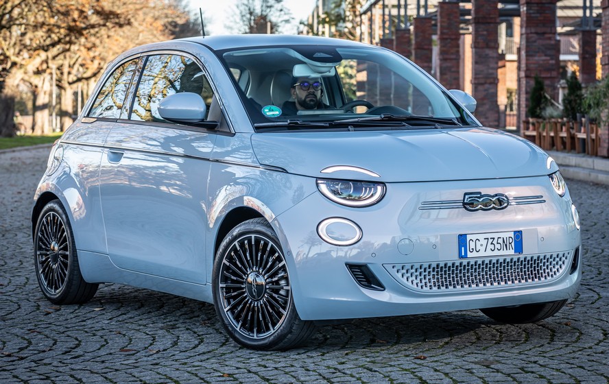 Fiat 500e 2022 Dianteira Estática