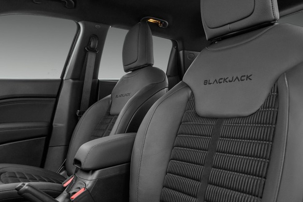 Fiat Toro Blackjack (Foto: Divulgação) — Foto: Auto Esporte