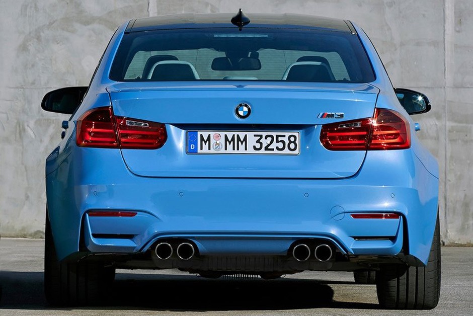  BMW M3 Sedan