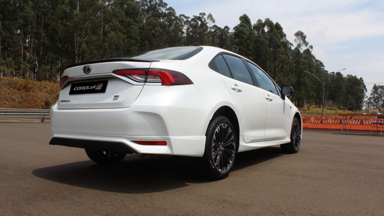 Toyota Corolla GR-S 2022: versão "esportiva" custa R$ 151.990 e é mais cara que a híbrida 