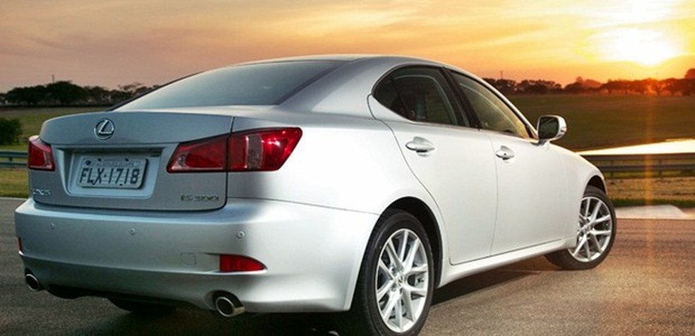 Lexus IS300 (Foto: Fabio Aro) — Foto: Auto Esporte