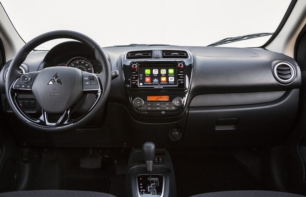 Mitsubishi Mirage 2017 (Foto: Divulgação) — Foto: Auto Esporte