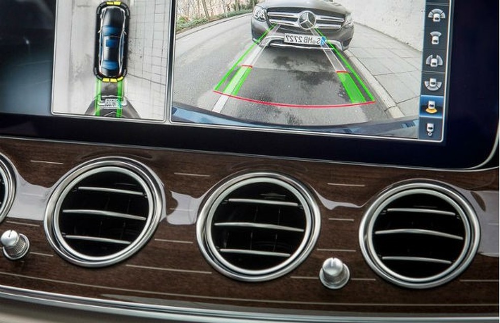 Todos os modelos das classe E da Mercedes-Benz possuem essa tecnologia que mantém a qualidade do ar que circula no interior do carro (Foto: Divulgação) — Foto: Auto Esporte