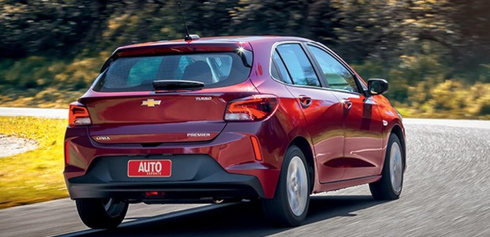 Problema também afeta o Onix Hatch (Foto: Leo Sposito) — Foto: Auto Esporte