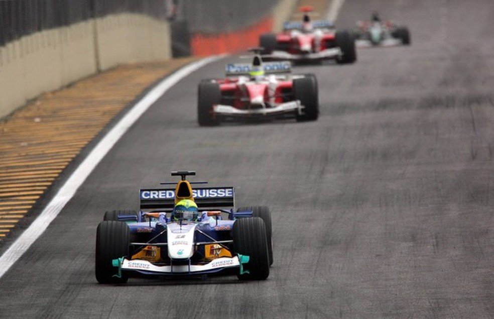 Felipe Massa com a Sauber no GP do Brasil de 2004 (Foto: Divulgação) — Foto: Auto Esporte