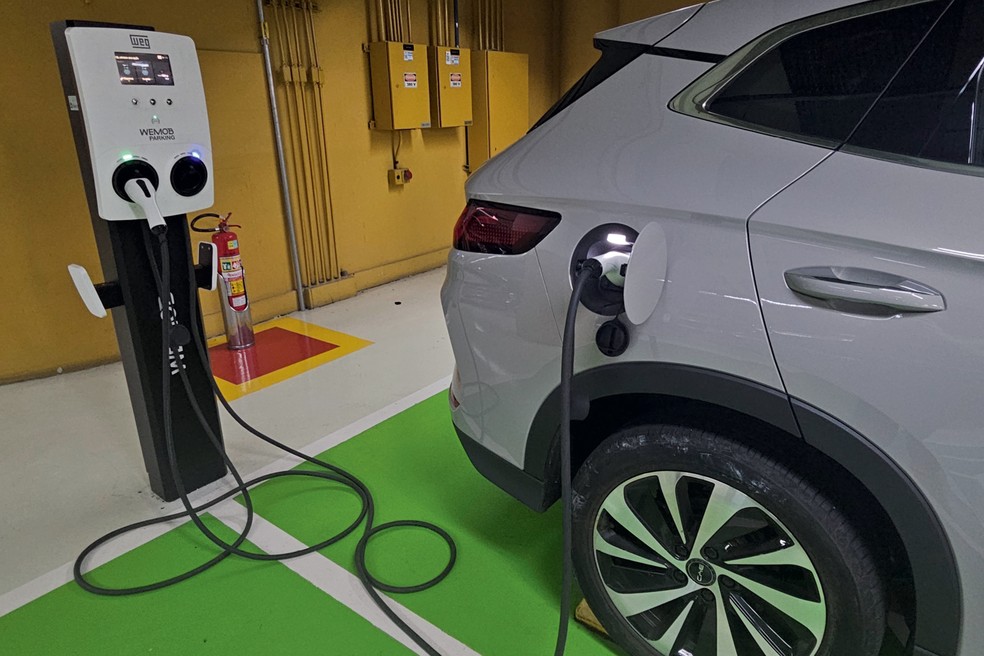 Infraestrutura de recarga ainda é uma forte preocupação na hora de comprar um carro eletrificado, seja 0 km ou usado  — Foto: Jady Peroni/Auto News Brasil