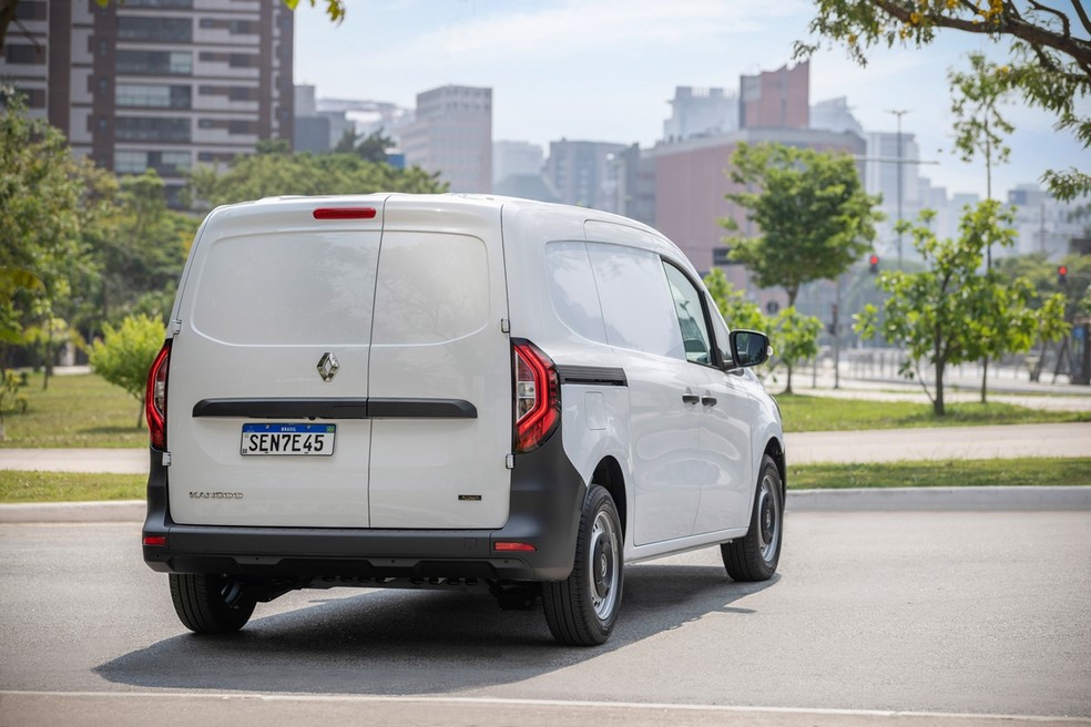 Renault Kangoo E-Tech tem o dobro de potência do que tinha a geração anterior  — Foto: Divulgação