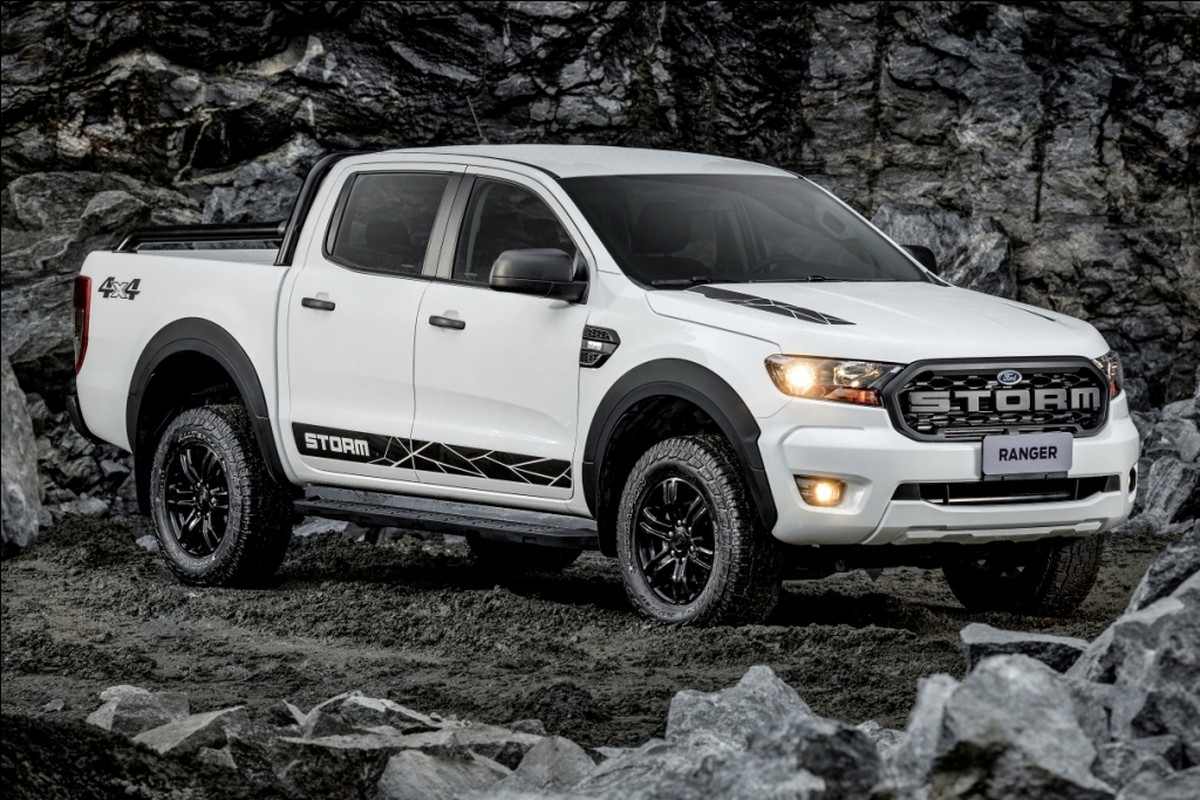 Ford Ranger Storm chega por R$ 150.990 com visual 'dark'