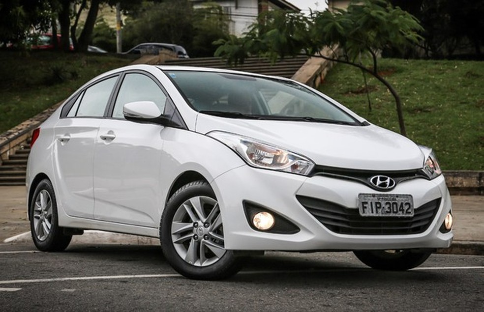 Hyundai HB20S automático (Foto: Rafael Munhoz) — Foto: Auto Esporte