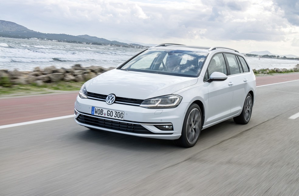 Volkswagen Golf Variant — Foto: Divulgação