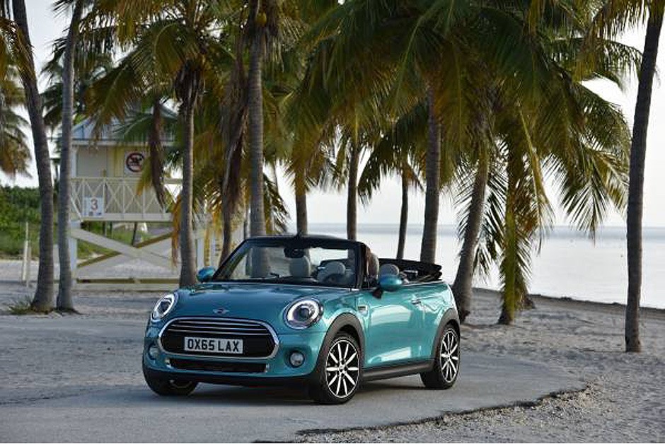 Novo Mini Cooper Cabrio 