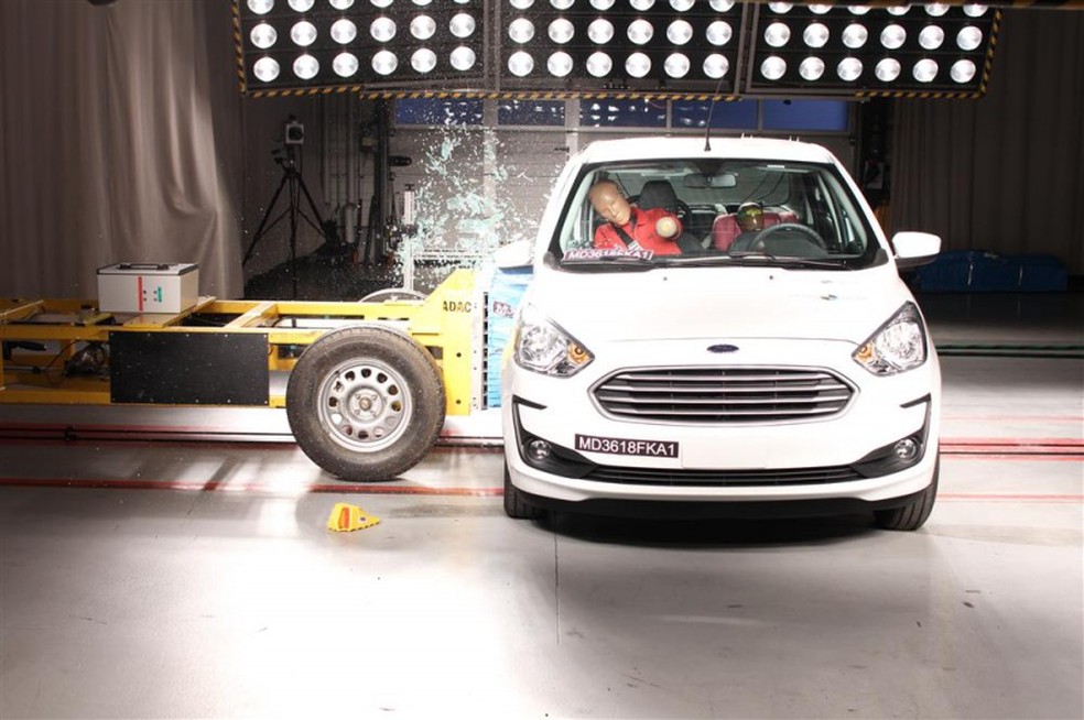 Ford Ka melhora em teste de colisão e fica com 3 estrelas — Foto: Latin NCap/Divulgação