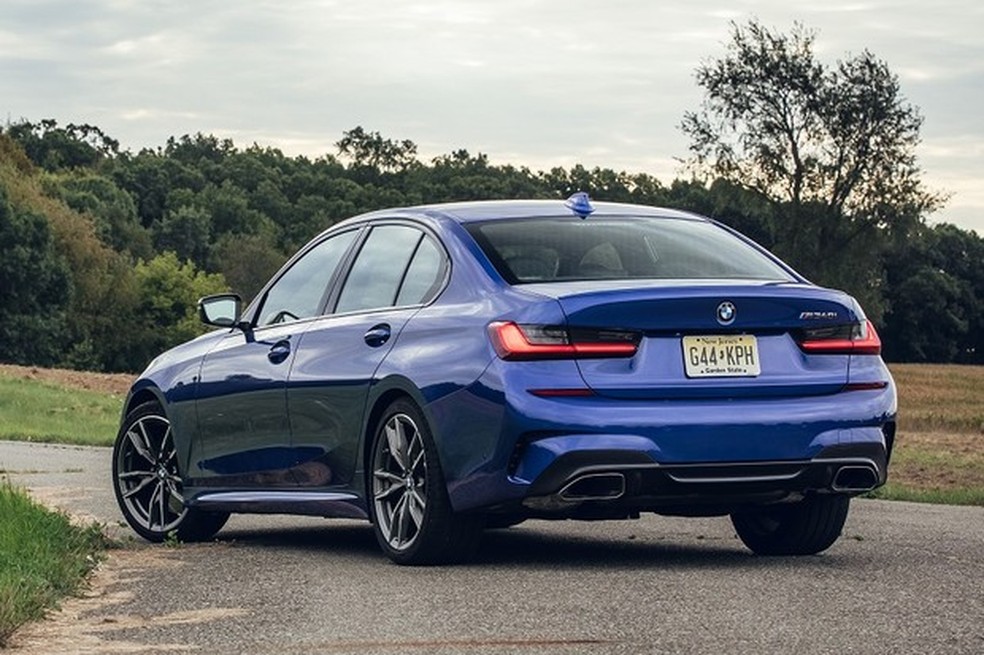 Design do M340i é mais esportivo que as outras configurações (Foto: Divulgação) — Foto: Auto Esporte
