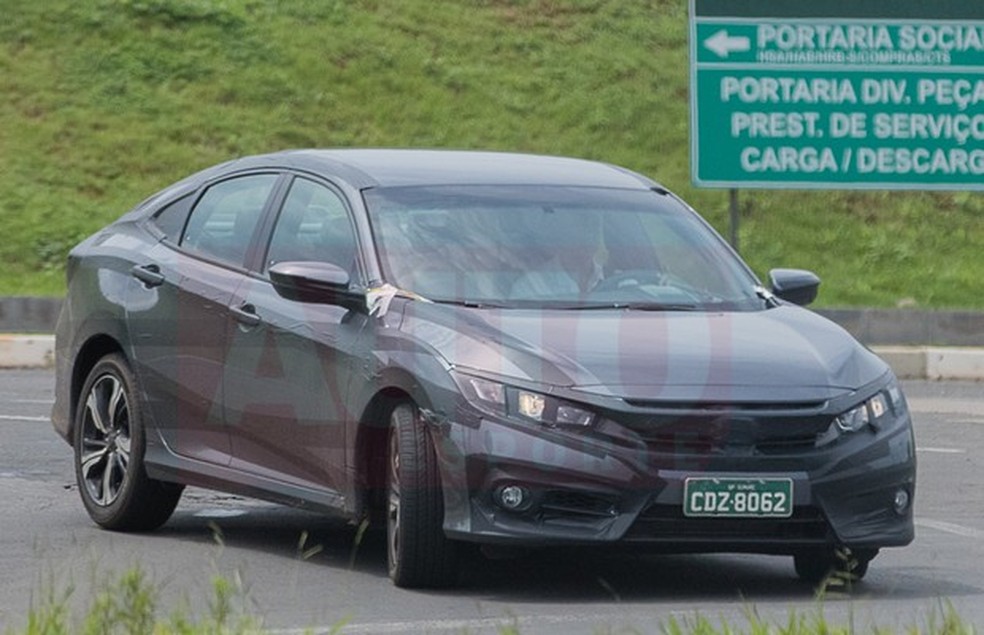 Novo Honda Civic é flagrado no interior de São Paulo (Foto: Auto News Brasil) — Foto: Auto Esporte