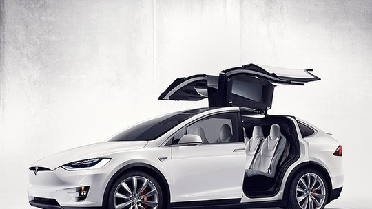 Terceiro acidente com piloto automático da Tesla é reportado nos EUA