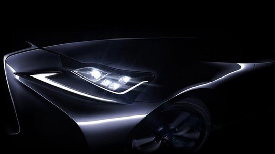 Lexus divulga teaser do IS reestilizado