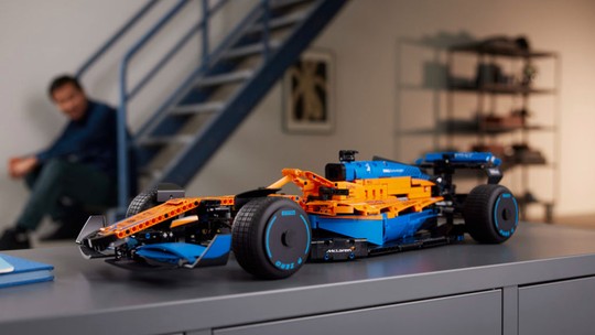 Lego faz seu primeiro carro de Fórmula 1 e surpreende Daniel Ricciardo e Lando Norris