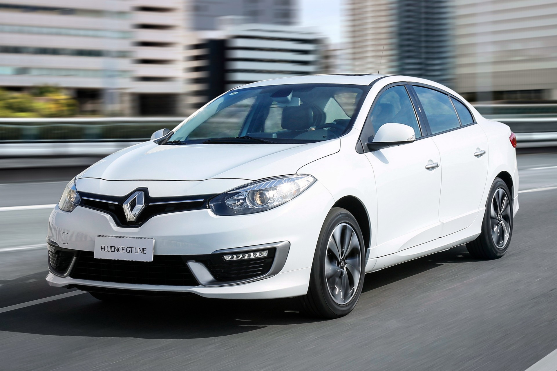 5 carros usados com bom pacote de segurança até R$ 60 mil