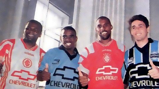 Grenal: como rivalidade entre Inter e Grêmio mudou o logo da Chevrolet Grenal: como rivalidade entre Inter e Grêmio mudou o logo da Chevrolet