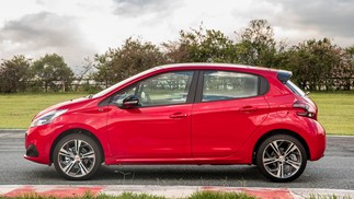 Peugeot 208 GT