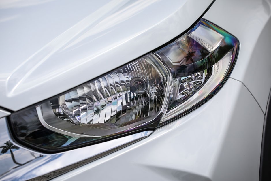 Faróis com filetes em leds ainda serão aplicados em breve no Fit e City