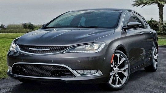 Imagens do novo Chrysler 200 vazam antes do lançamento oficial