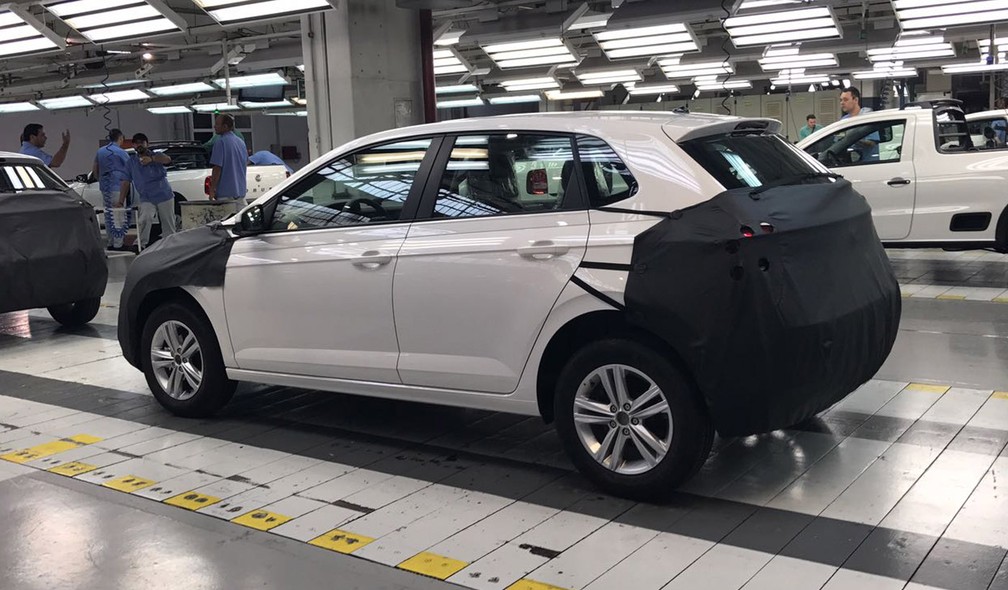 Novo Volkswagen Polo na linha de montagem em São Bernardo do Campo — Foto: André Paixão/G1